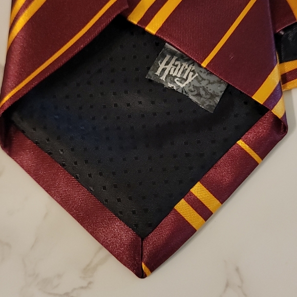 Harry Potter Gryffindor Cosplay Costume Stripe Tie - Picture 5 of 7